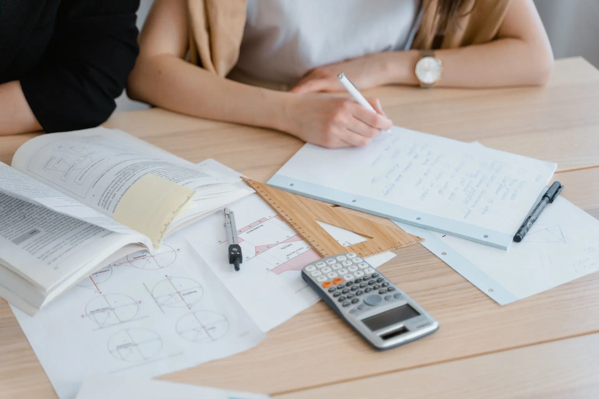 Ιδιαίτερα Μαθήματα σε Λευκωσία & Λεμεσό: Ο απόλυτος οδηγός για μαθητές και καθηγητές τη νέα σχολική χρονιά